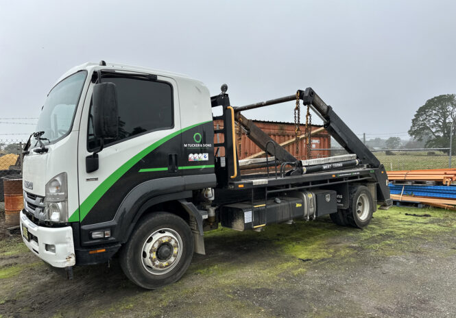 skip-hire-14-665x464